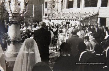 5/12/1954: bendición del monumento a María Inmaculada, erigido por las Religiosas Hijas de San José en los jardines de la Clínica de Sant Josep, para perpetuar las fiestas jubilares del Año Mariano. Bendecido por el arcipreste Valentí Gibert y apadrinado por el alcalde Prat Pons y su esposa, Dolors Pujol.