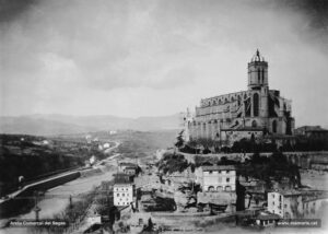 Perspectiva parcial de la Seu i el Pont Vell, els anys deu del segle XX.
Procedència: Arxiu Jaume Pons i Agulló