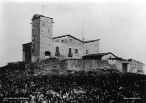 El mas de la Culla és d'origen medieval, probablement del segle XI. Al tombant de segle XIX-XX, era propietat de l'advocat carlí Joan Pelfort i Cirera.
Procedència: Arxiu Comarcal del Bages