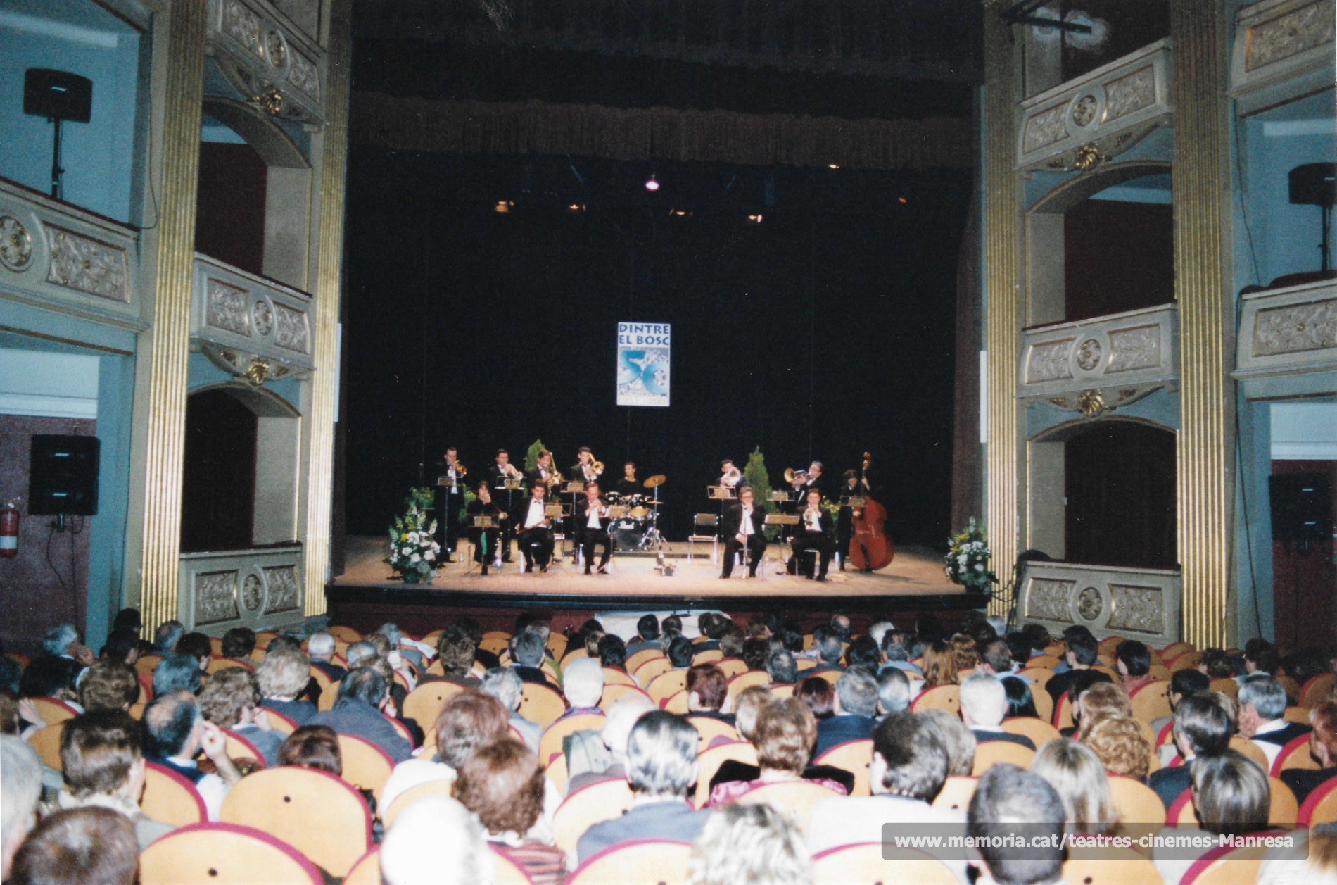 Grup Sardanista dintre el bosc (2001)
