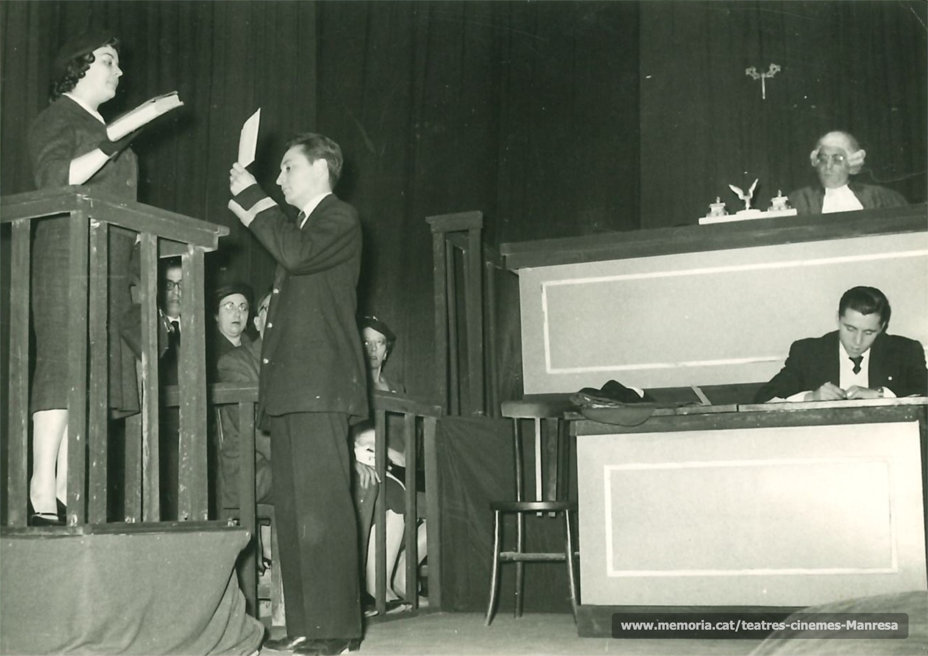 "Testigo de Cargo" amb Rosa Vila, Martí Orive, Enric Tatje (amb perruca) i Octavi Canal. (1958)