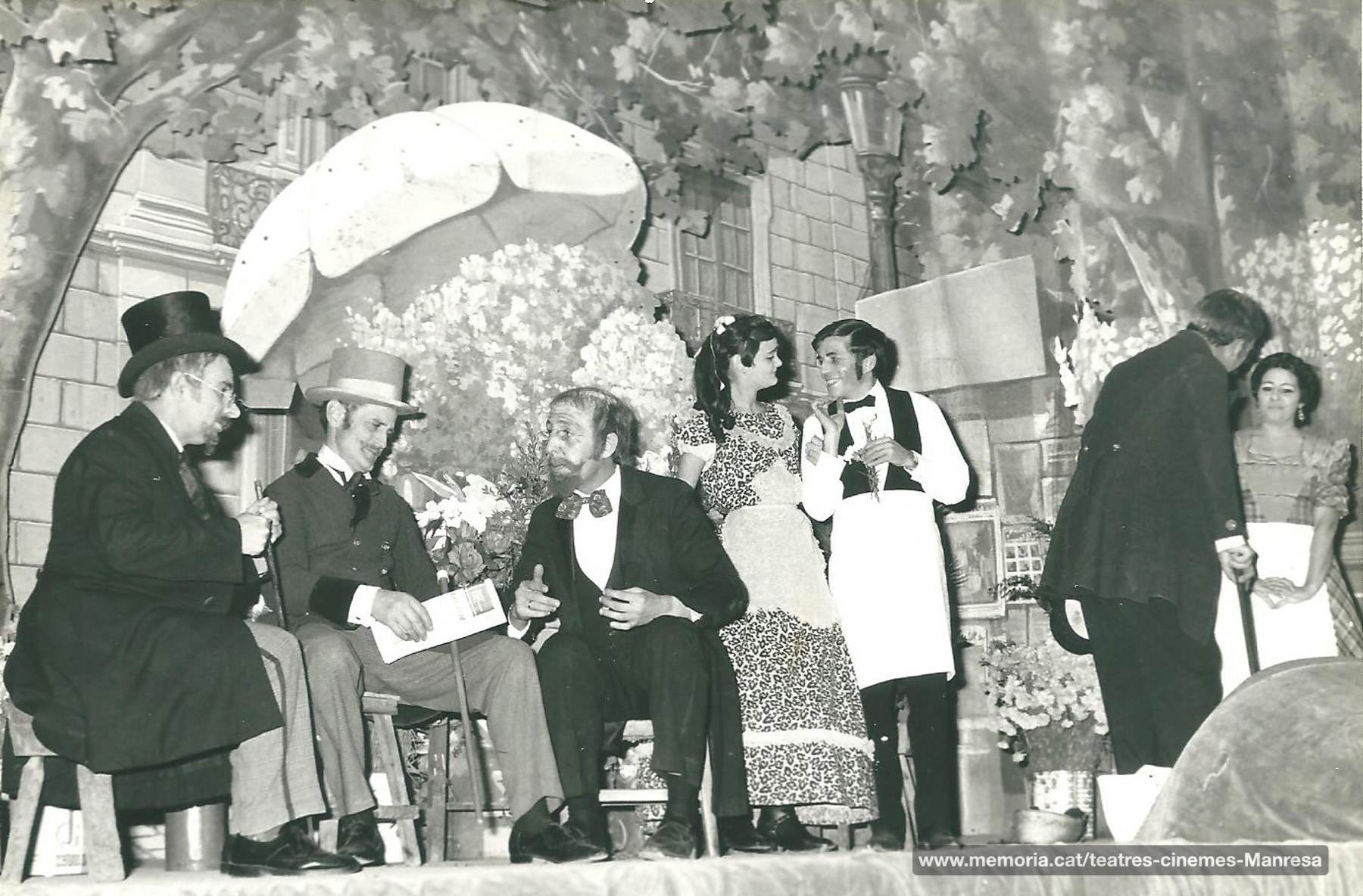 "La Rambla de les Floristes" amb (?) Josep Isart, Pere Vicens, Mª jesús Isart, Francesc Sala, Joan Cot, i Magda Oliveres (1970)